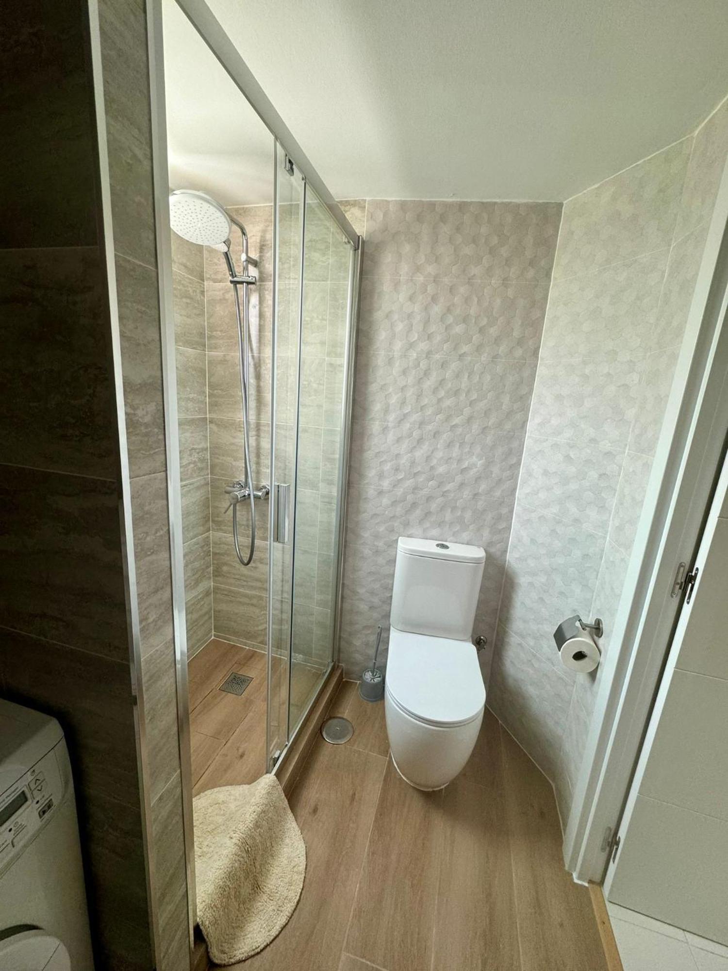 Apartamentos Coastal Haven Бенидорм Екстериор снимка