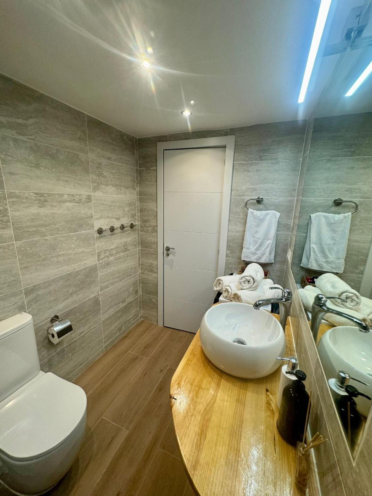 Apartamentos Coastal Haven Бенидорм Екстериор снимка