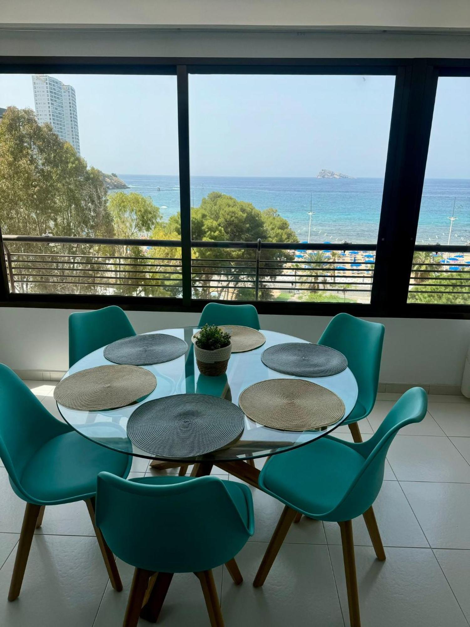 Apartamentos Coastal Haven Бенидорм Екстериор снимка